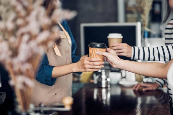 Restoran ve Kafelerde Dijitalleşme: QR Menü ve Yapay Zeka ile Yeni Nesil Sipariş Deneyimi